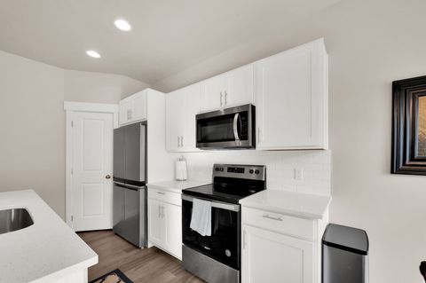 Tiny photo for 462 E LONDON WAY #30, Clearfield, UT 84015 (MLS # 2139402)