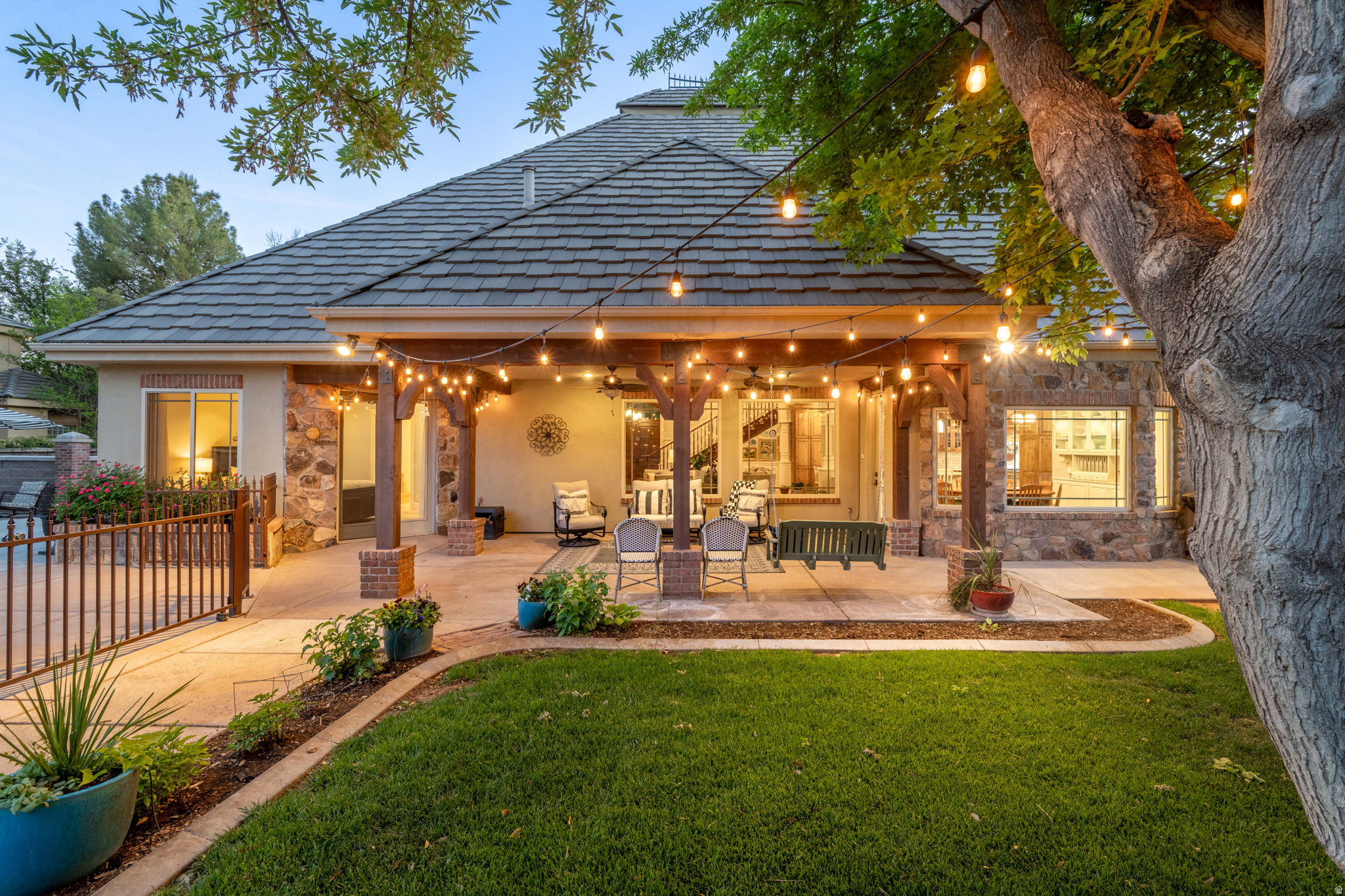 COTTONWOOD CREEK - Residential