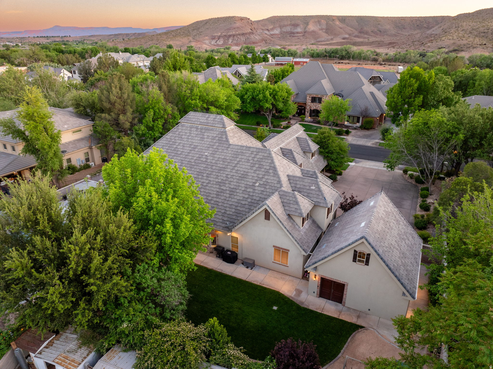 COTTONWOOD CREEK - Residential