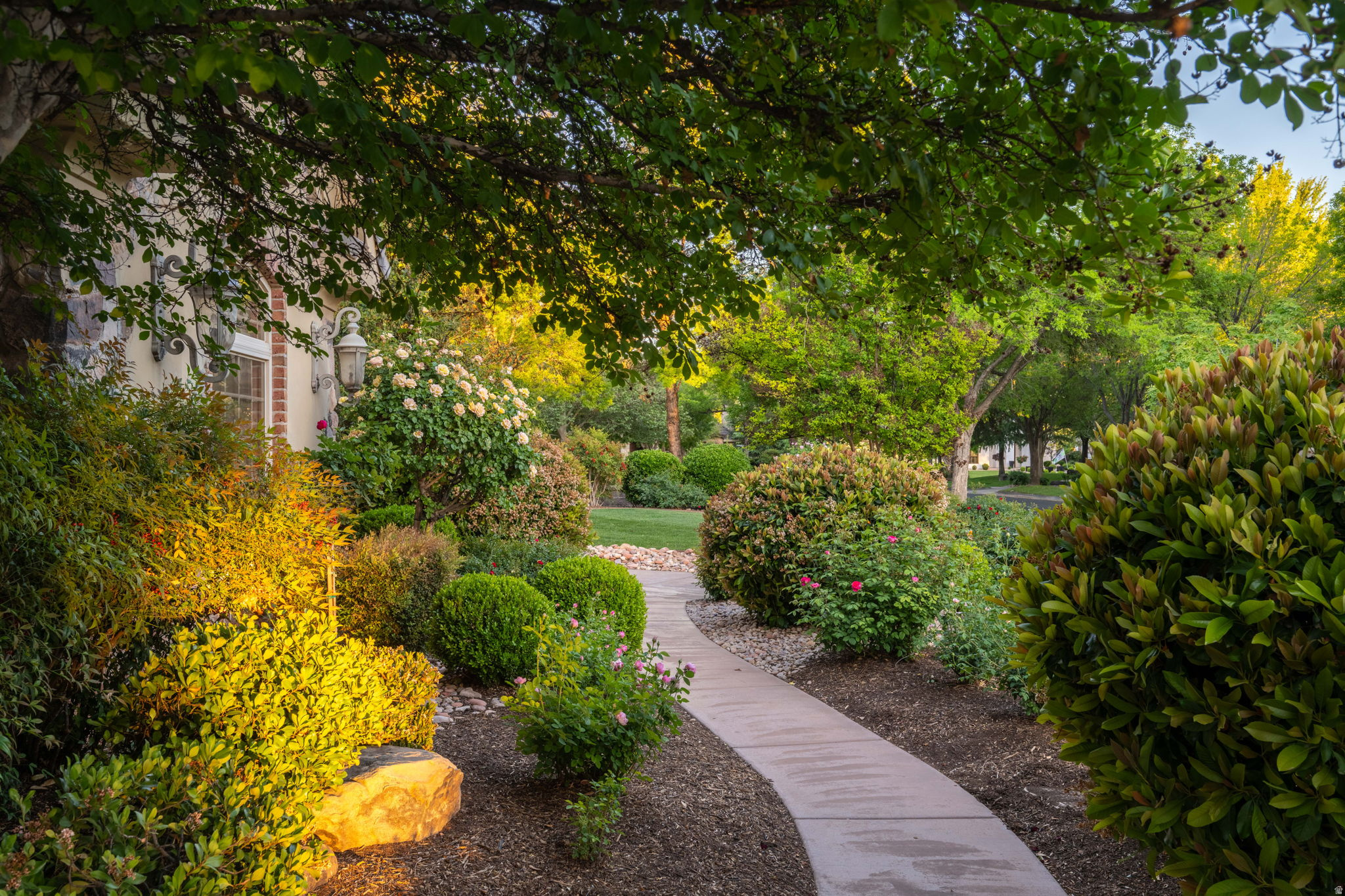 COTTONWOOD CREEK - Residential