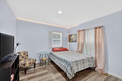 Tiny photo for 188 EXCALIBUR ST #187, North Salt Lake, UT 84054 (MLS # 2137635)