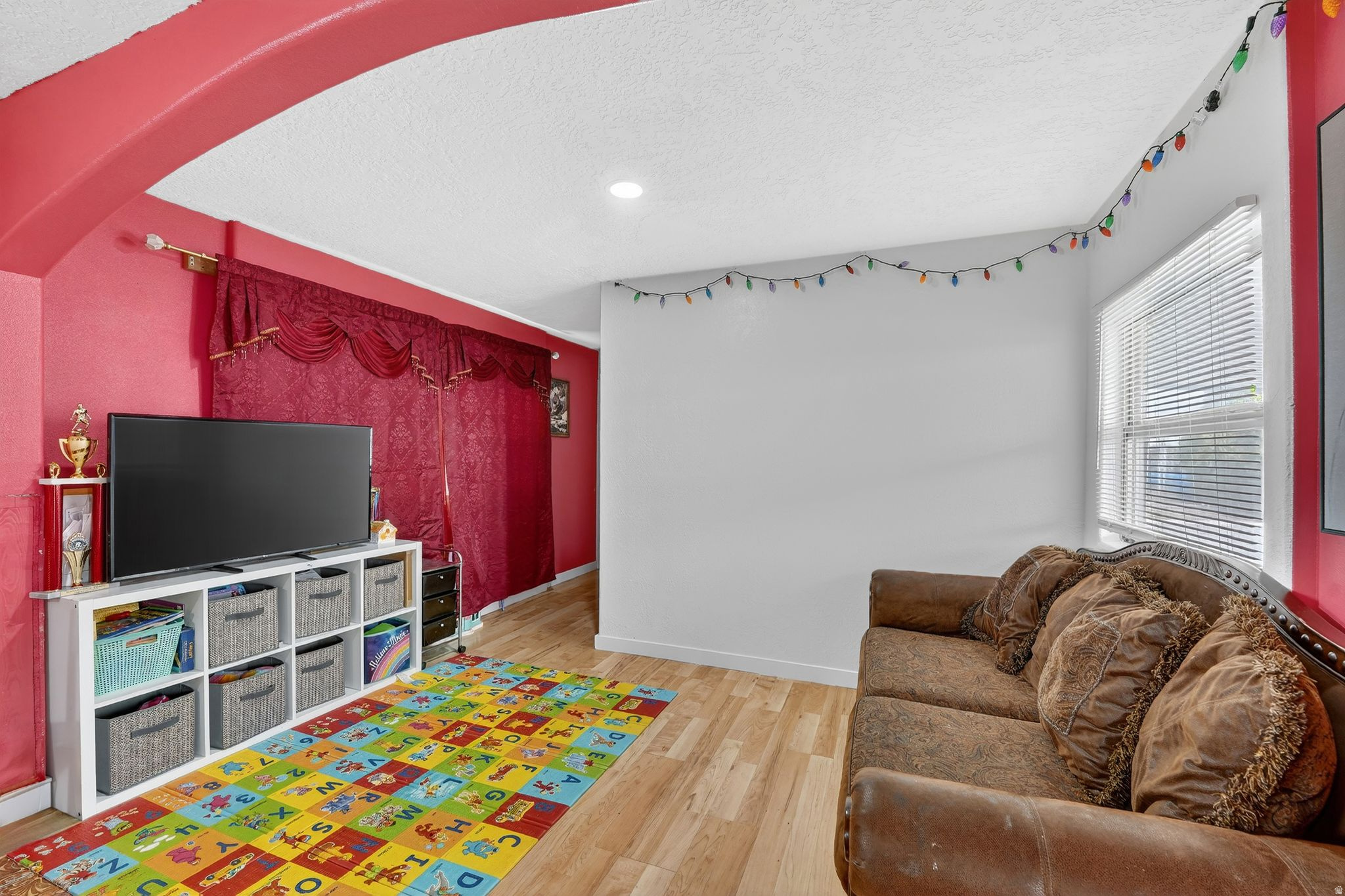 188 EXCALIBUR ST 187