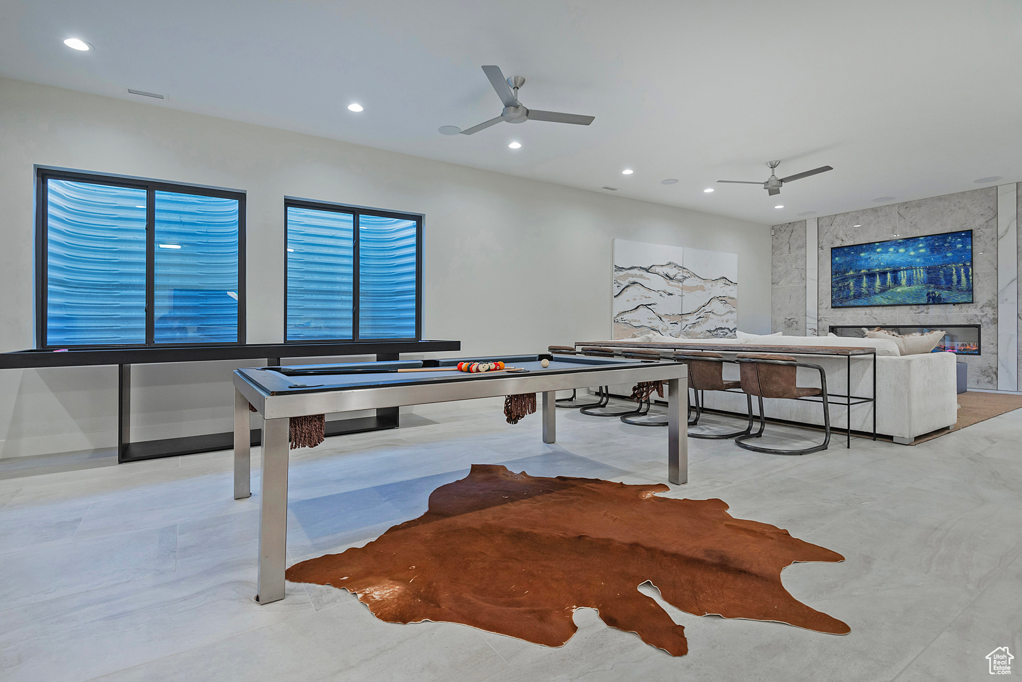 CREEKSIDE - Residential