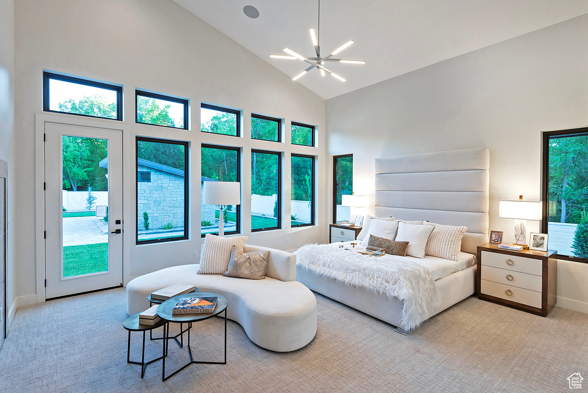 CREEKSIDE - Residential