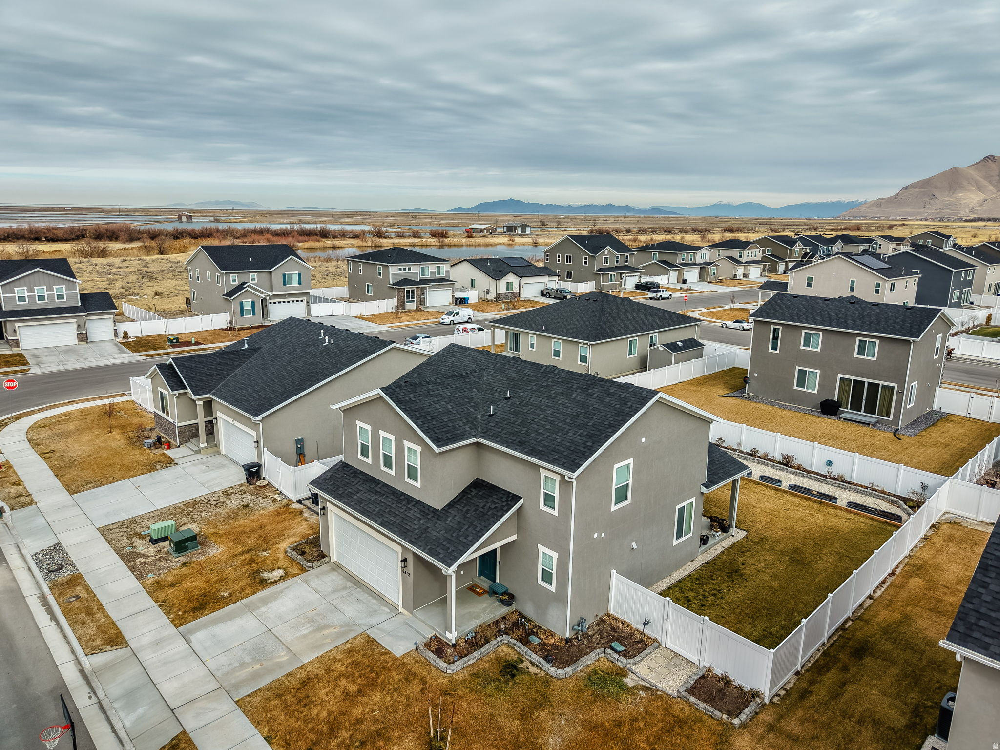 WILD HORSE RANCH - Residential