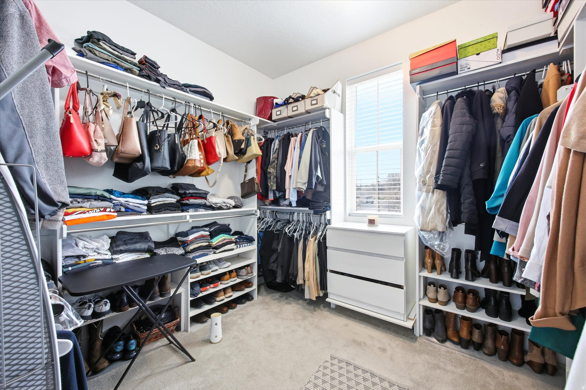 SOMMERGLEN HGHTS 414 - Residential