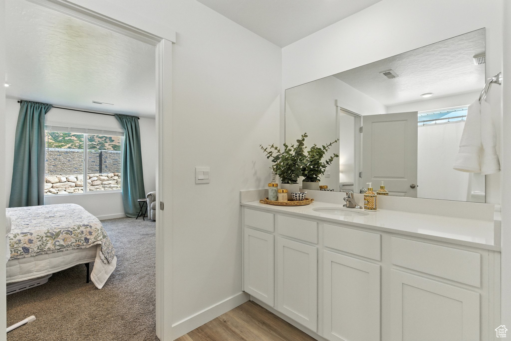 QUIET VALLEY - Residential