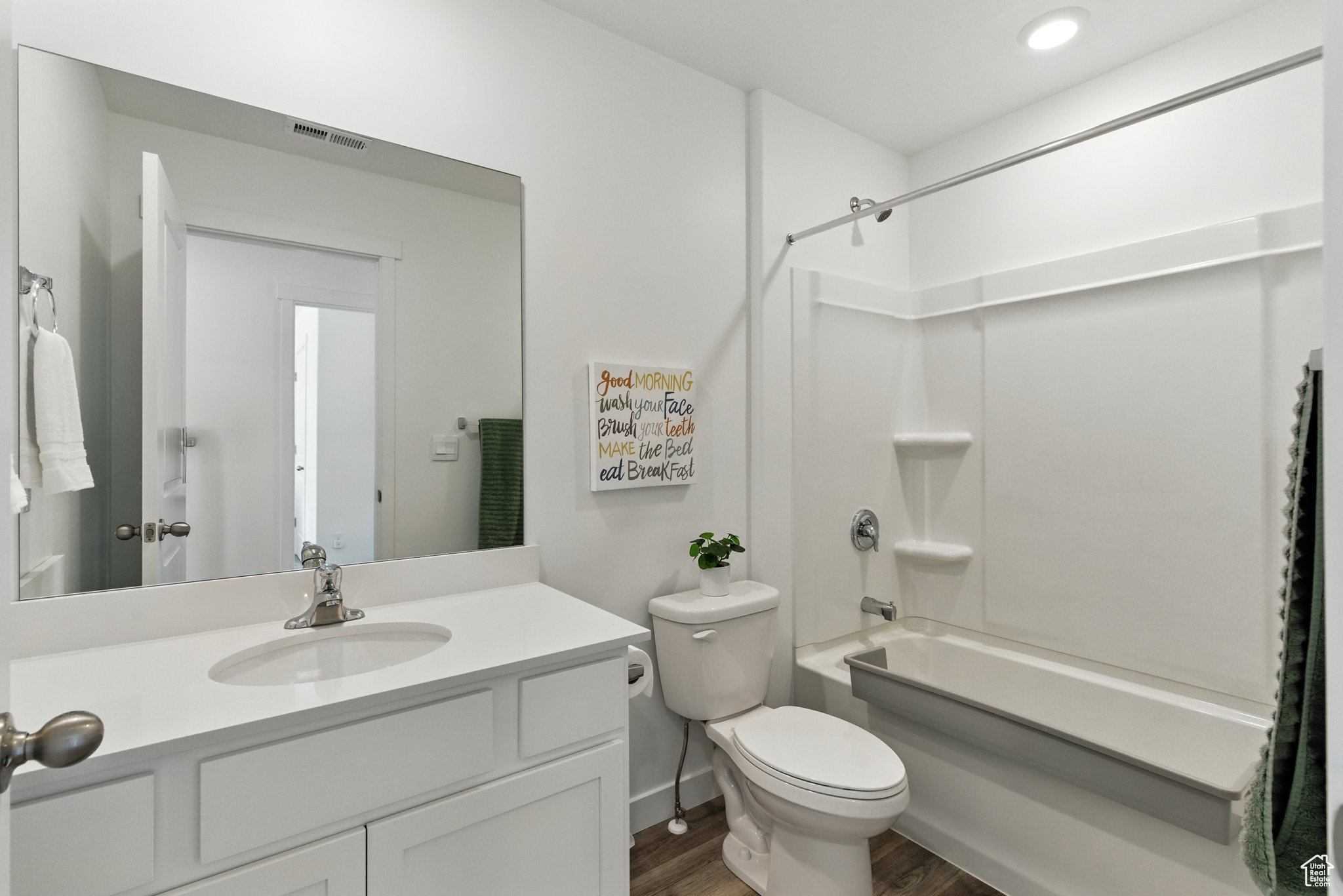 QUIET VALLEY - Residential