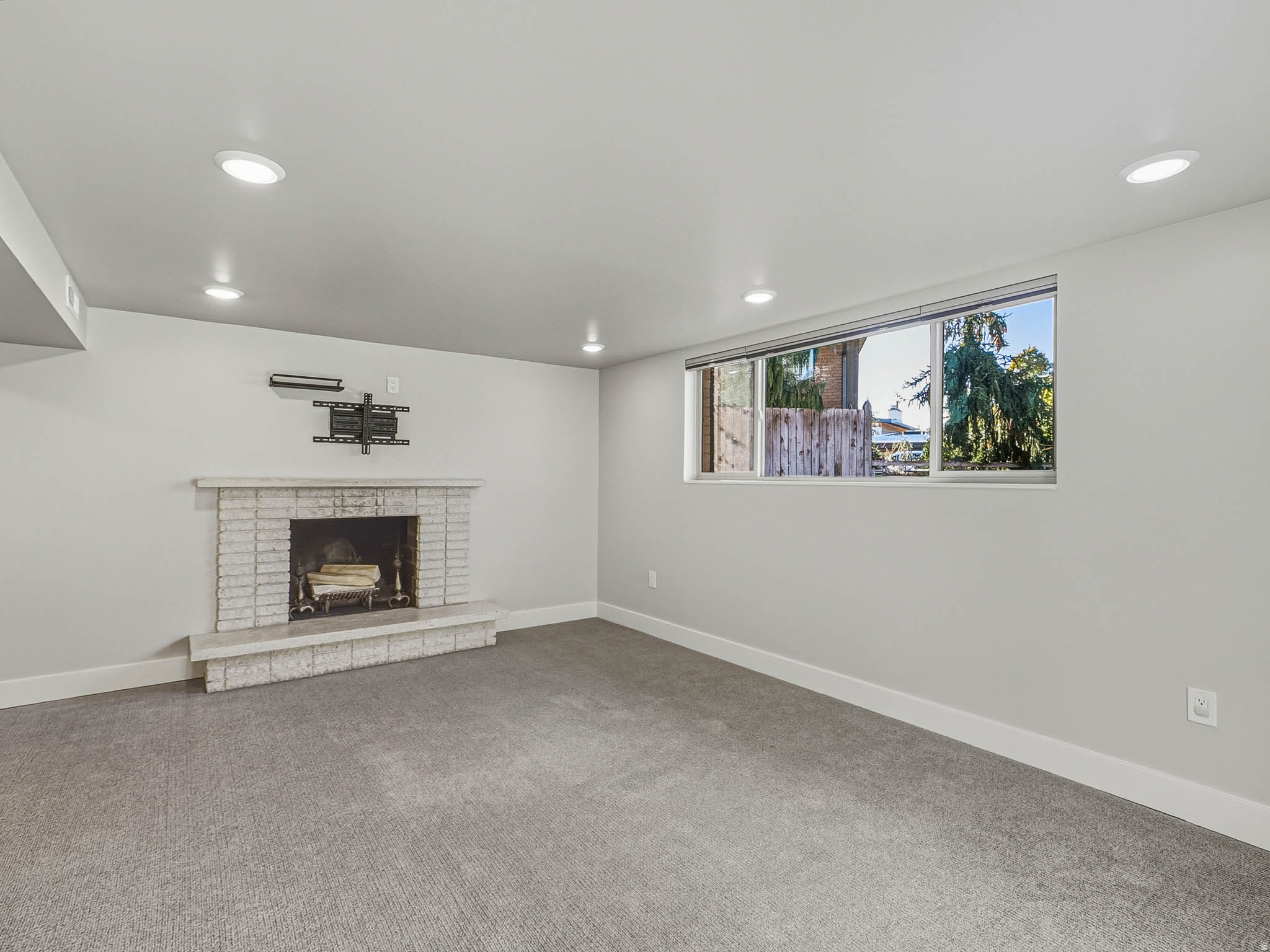 HIGHLAND VALE - Residential