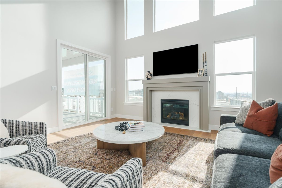 LEHI TERRACE - Residential