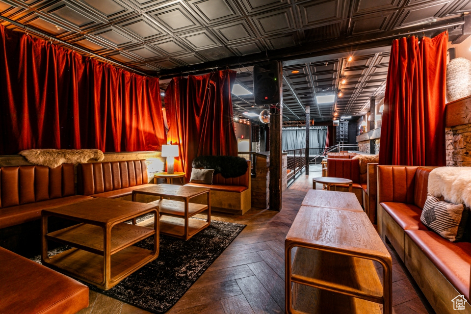 PARK CITY - Commercial Sale