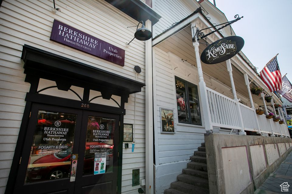 PARK CITY - Commercial Sale