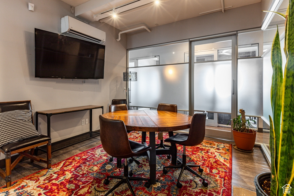 PARK CITY - Commercial Sale