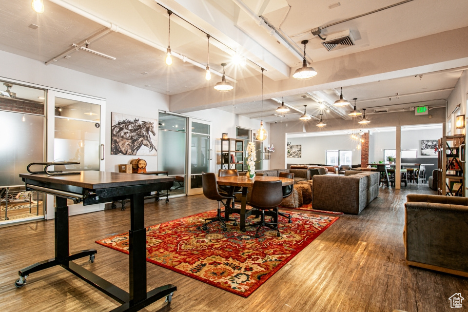 PARK CITY - Commercial Sale