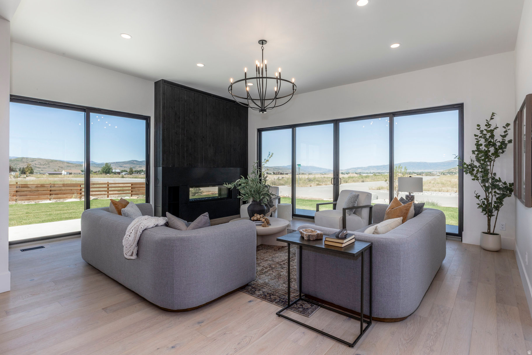 FRONTIER ACRES - Residential