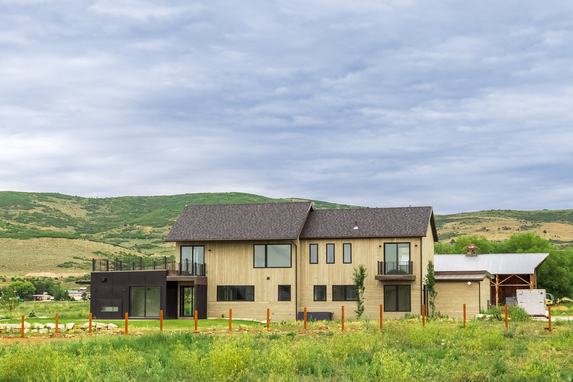 FRONTIER ACRES - Residential