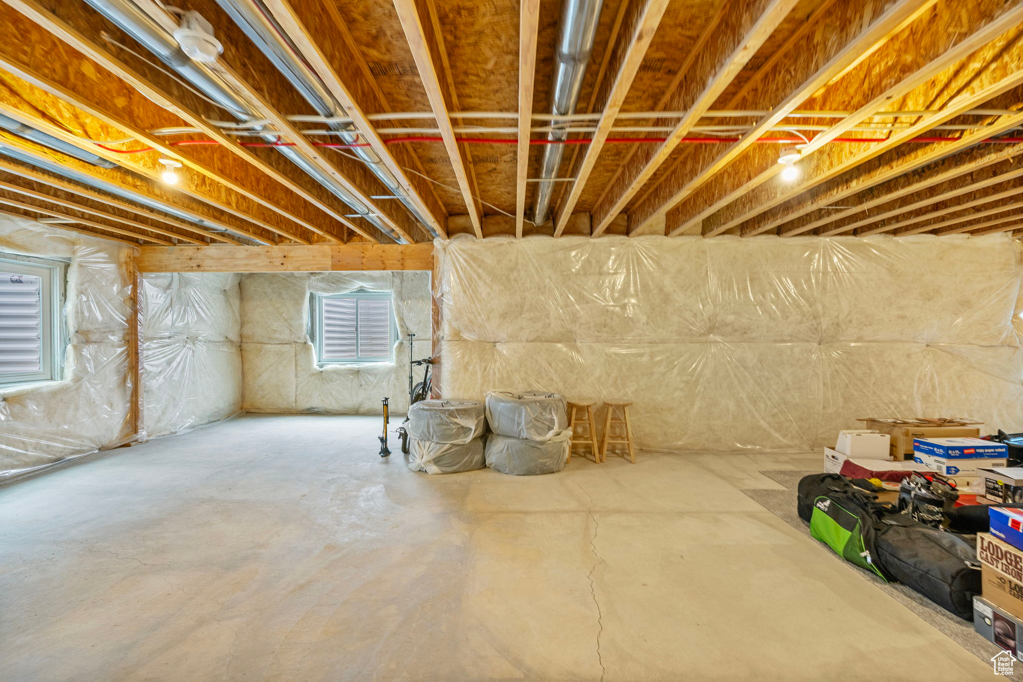 Bluffdale, Utah 84065, United States, 3 Bedrooms Bedrooms, ,3 BathroomsBathrooms,Residential,Active,99611