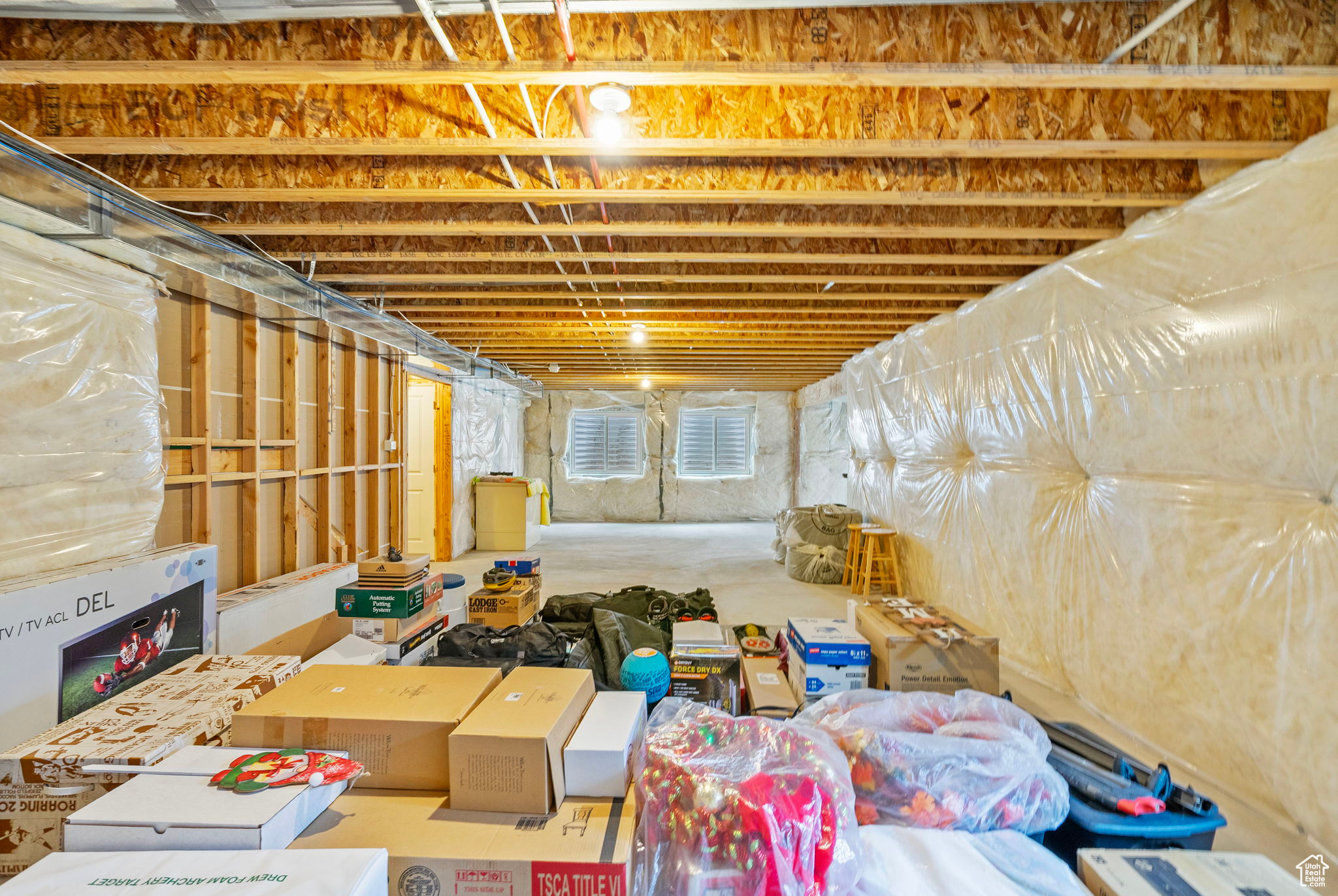 Bluffdale, Utah 84065, United States, 3 Bedrooms Bedrooms, ,3 BathroomsBathrooms,Residential,Active,99611