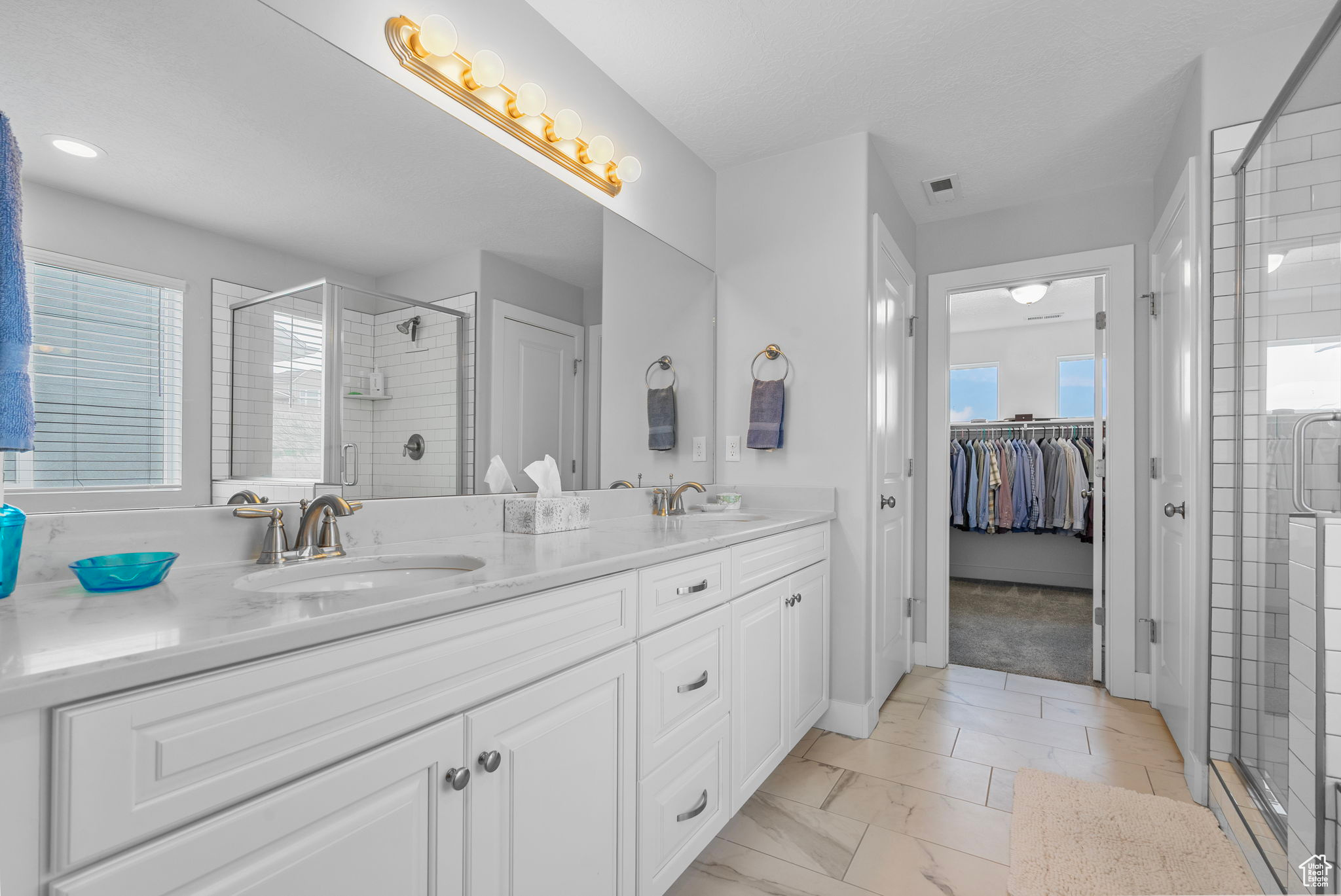 Bluffdale, Utah 84065, United States, 3 Bedrooms Bedrooms, ,3 BathroomsBathrooms,Residential,Active,99611