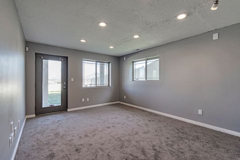 Tiny photo for 1072 W HARVEST VIEW WAY S, West Jordan, UT 84084 (MLS # 2146141)