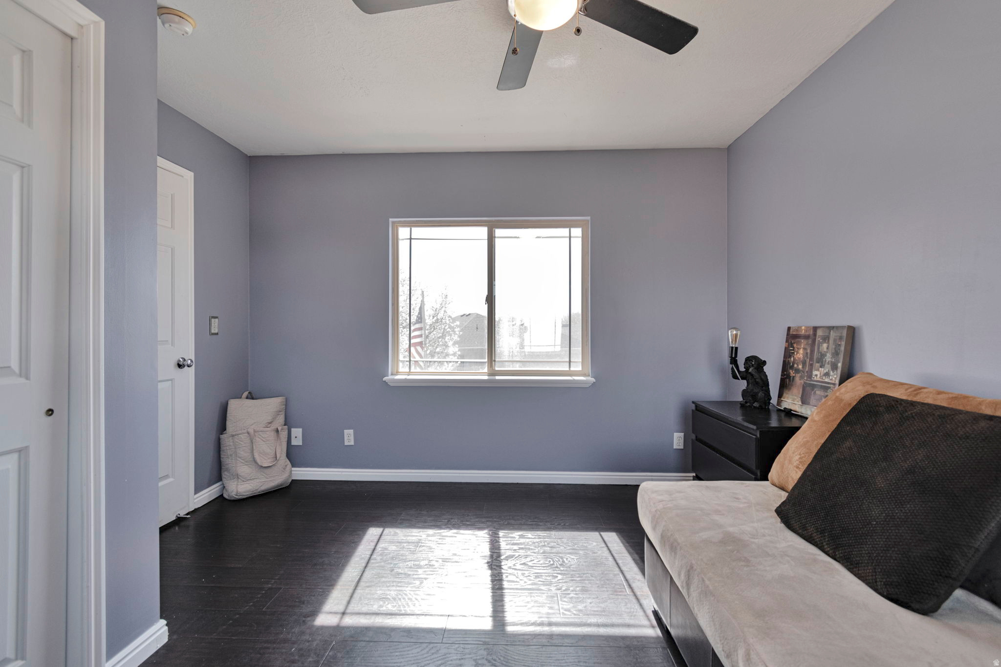 SPRING HOLLOW - Residential