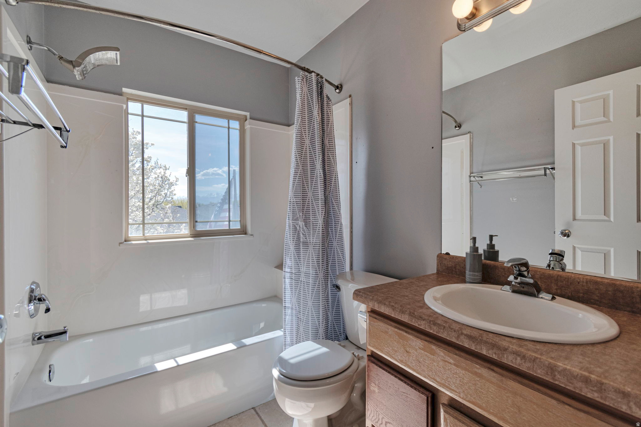 SPRING HOLLOW - Residential