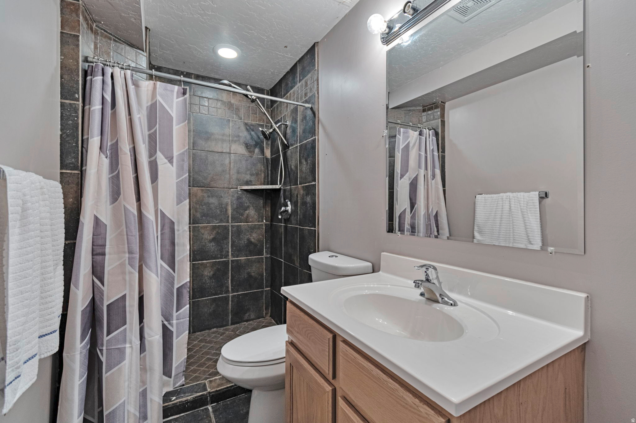 SPRING HOLLOW - Residential