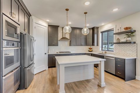 Tiny photo for 1121 E 2600 N, North Ogden, UT 84414 (MLS # 2128565)