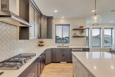 Tiny photo for 1121 E 2600 N, North Ogden, UT 84414 (MLS # 2128565)