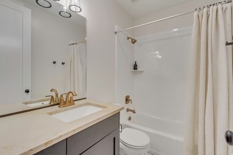 Tiny photo for 1121 E 2600 N, North Ogden, UT 84414 (MLS # 2128565)
