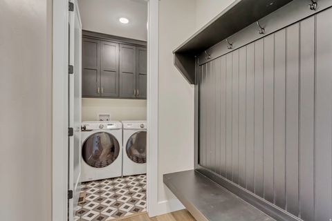 Tiny photo for 1121 E 2600 N, North Ogden, UT 84414 (MLS # 2128565)