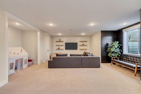 Tiny photo for 1121 E 2600 N, North Ogden, UT 84414 (MLS # 2128565)