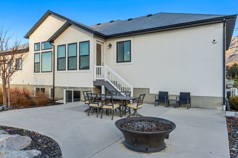 Tiny photo for 1121 E 2600 N, North Ogden, UT 84414 (MLS # 2128565)