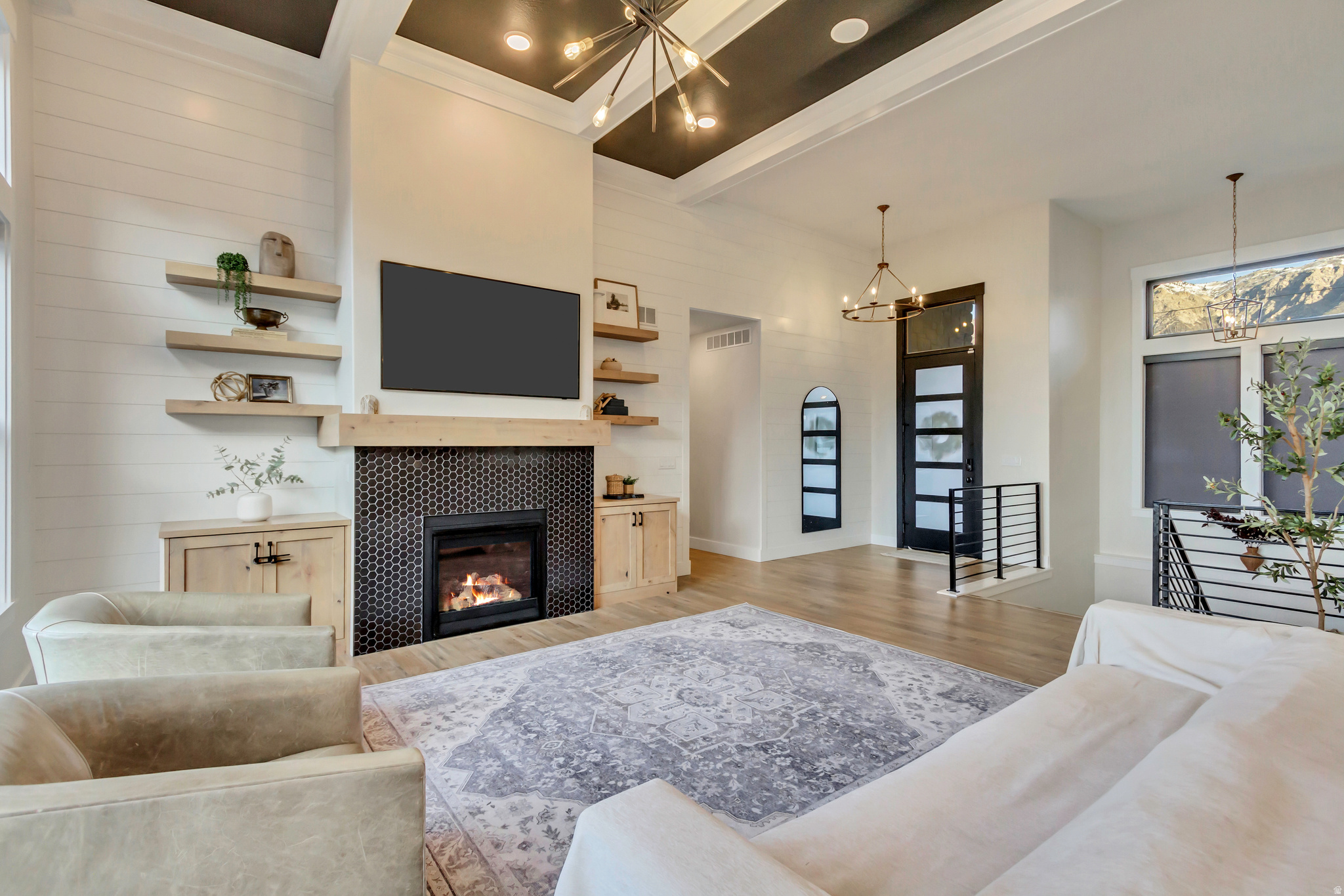 NORTHWOOD HILLS - Residential