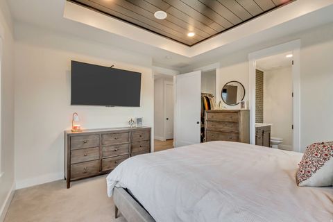 Tiny photo for 1121 E 2600 N, North Ogden, UT 84414 (MLS # 2128565)