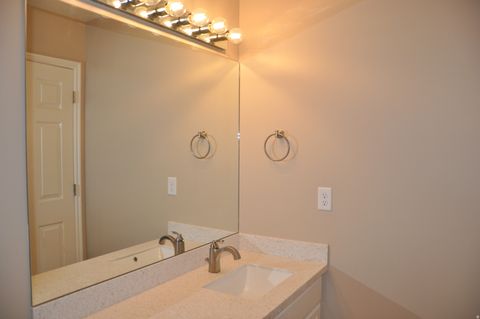 Tiny photo for 4073 W 11770 S, South Jordan, UT 84009 (MLS # 2135692)