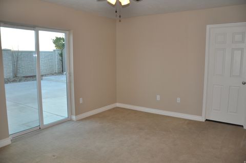 Tiny photo for 4073 W 11770 S, South Jordan, UT 84009 (MLS # 2135692)