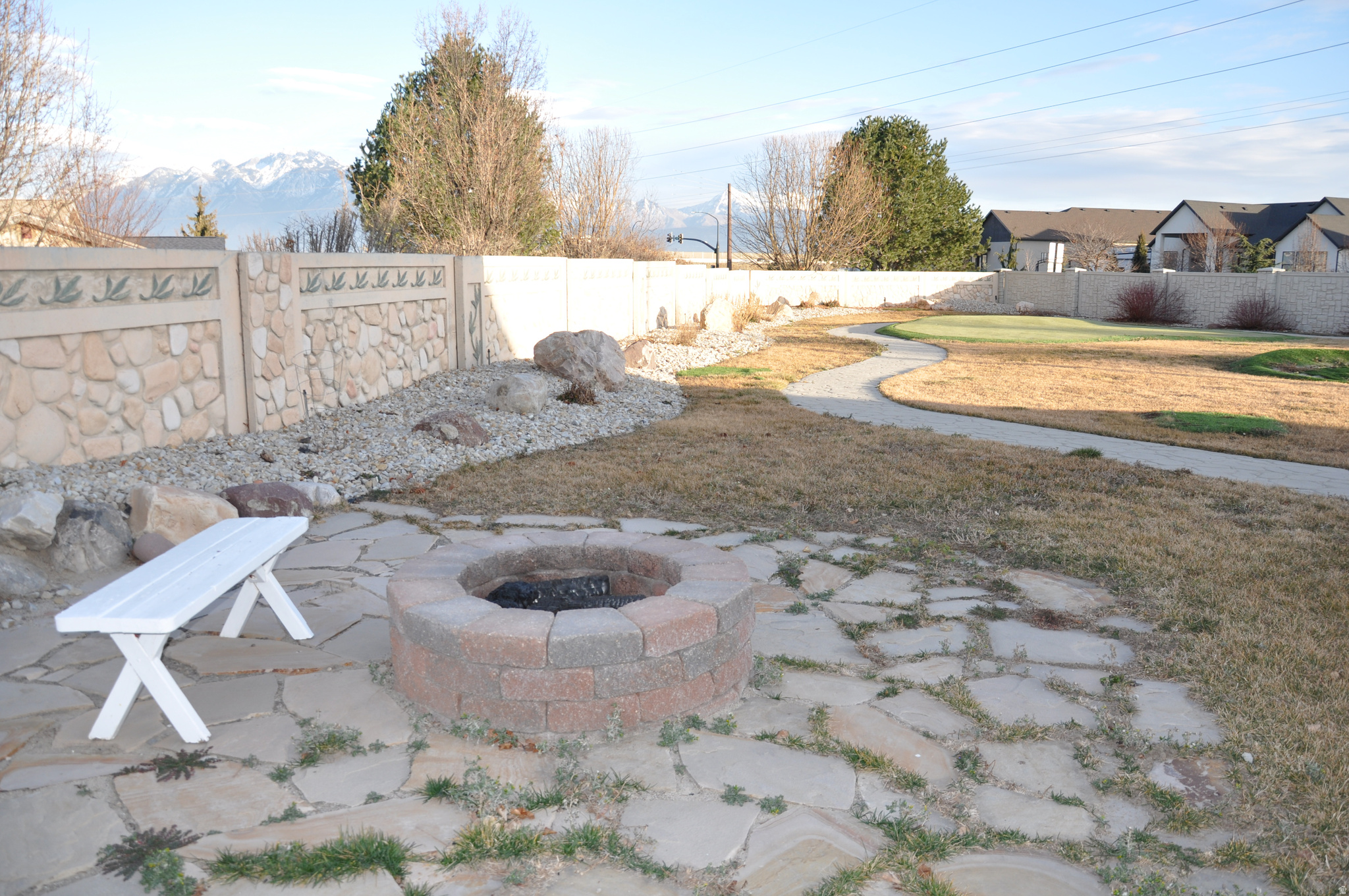 COUNTRY CROSSING 1 - Residential