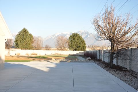 Tiny photo for 4073 W 11770 S, South Jordan, UT 84009 (MLS # 2135692)