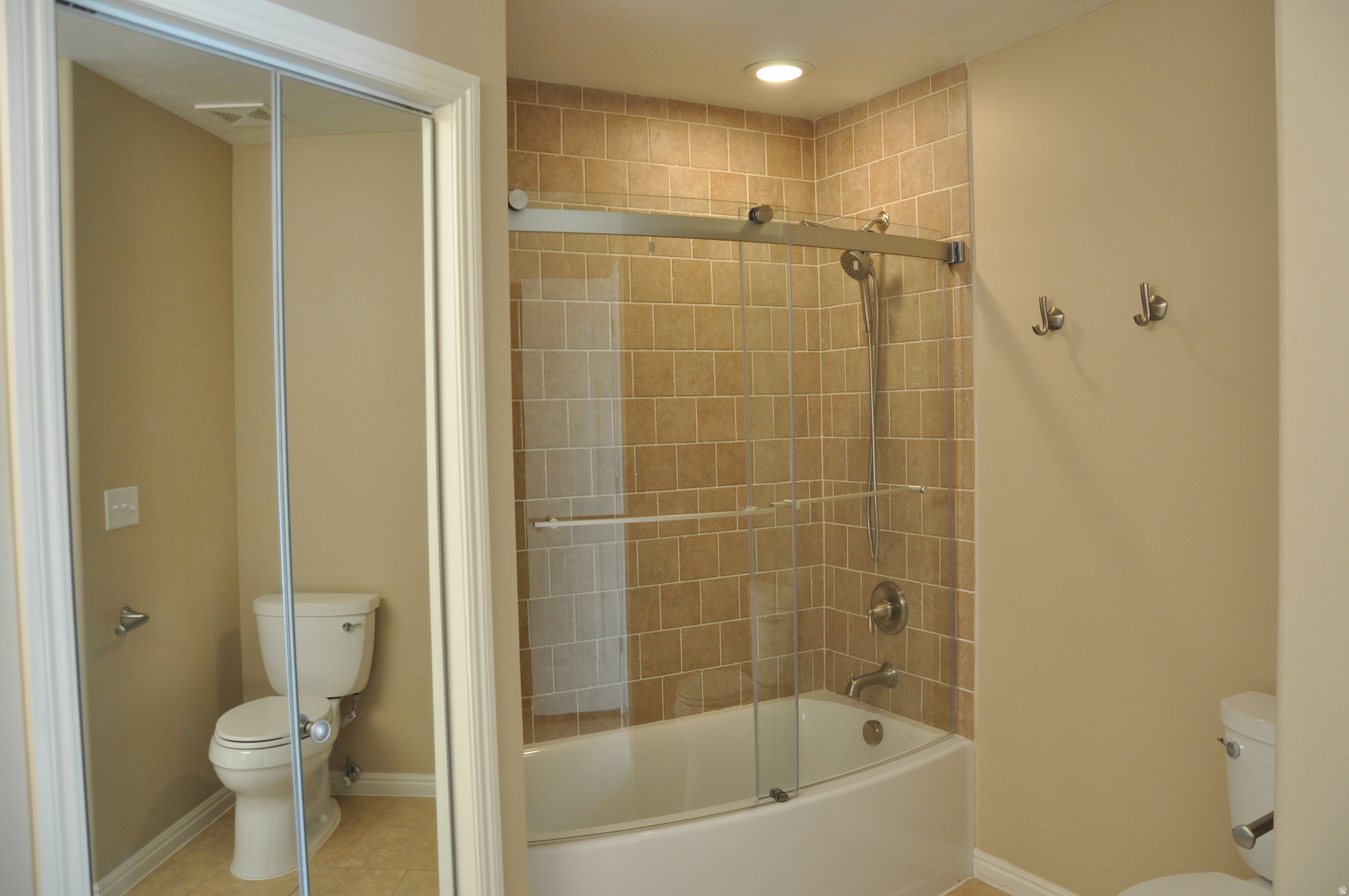 COUNTRY CROSSING 1 - Residential