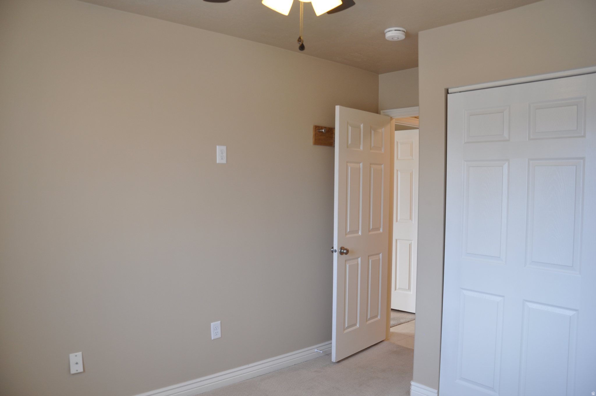 COUNTRY CROSSING 1 - Residential