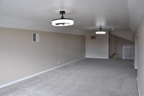 Tiny photo for 4073 W 11770 S, South Jordan, UT 84009 (MLS # 2135692)