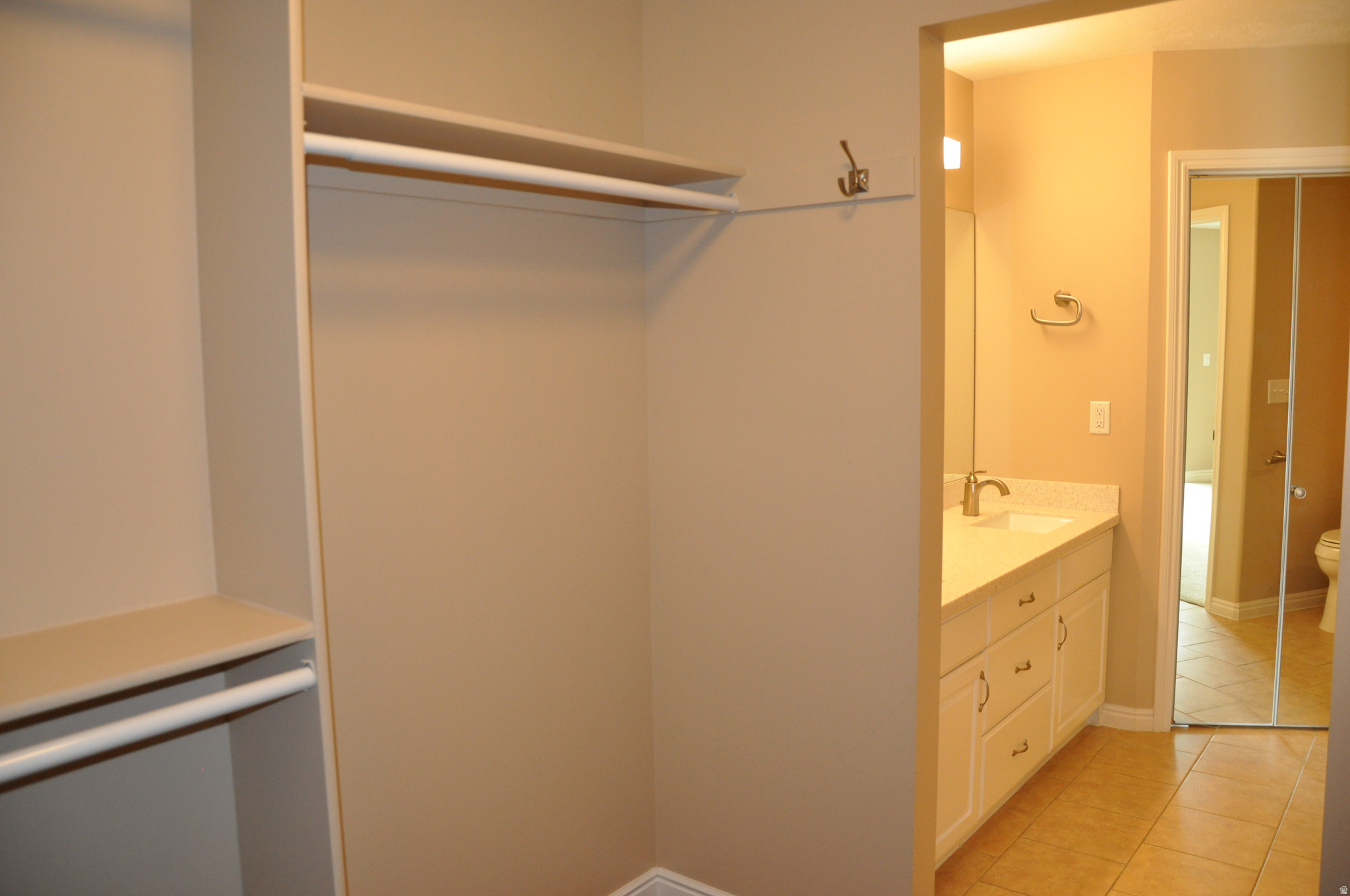 COUNTRY CROSSING 1 - Residential