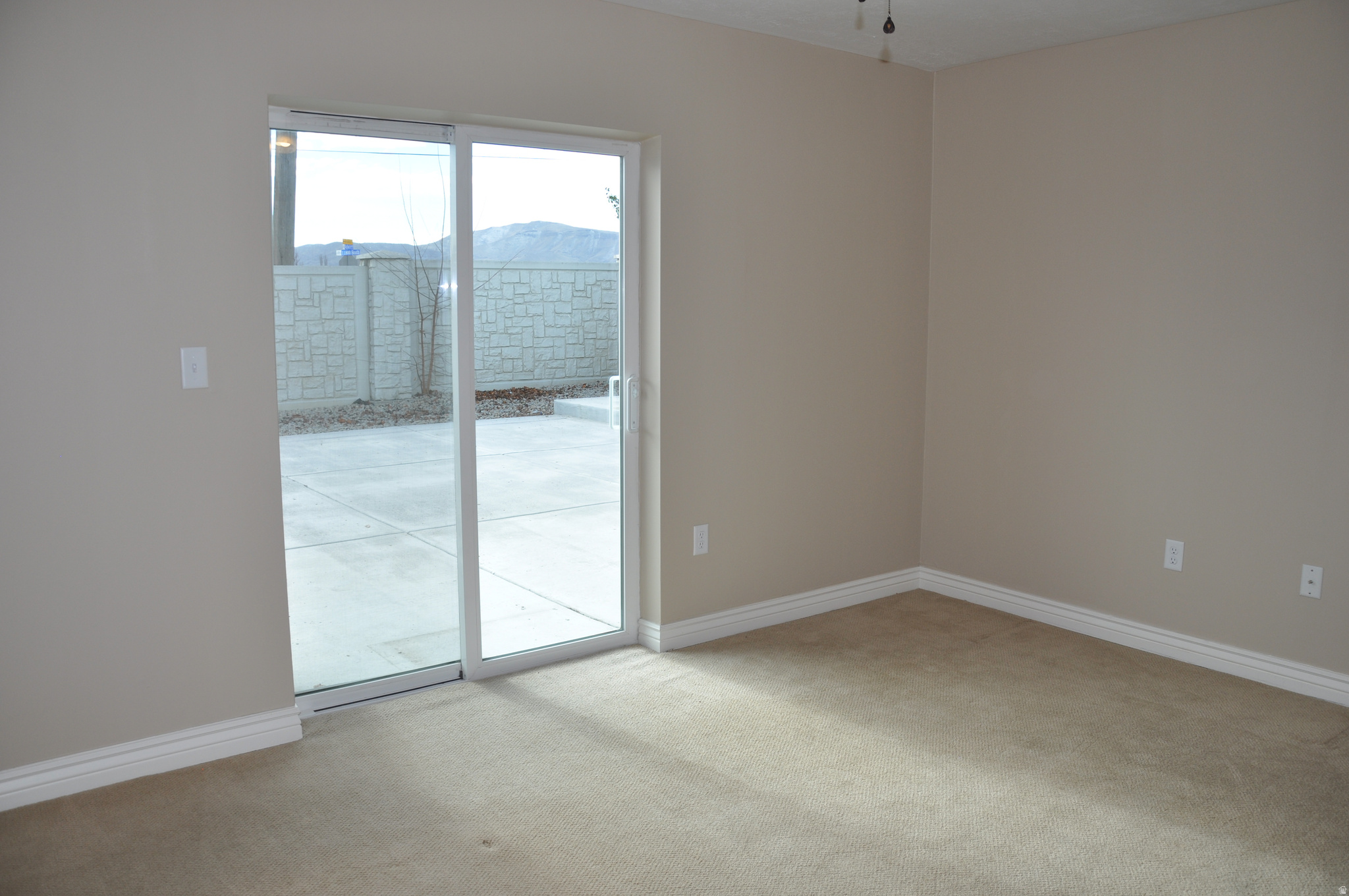 COUNTRY CROSSING 1 - Residential