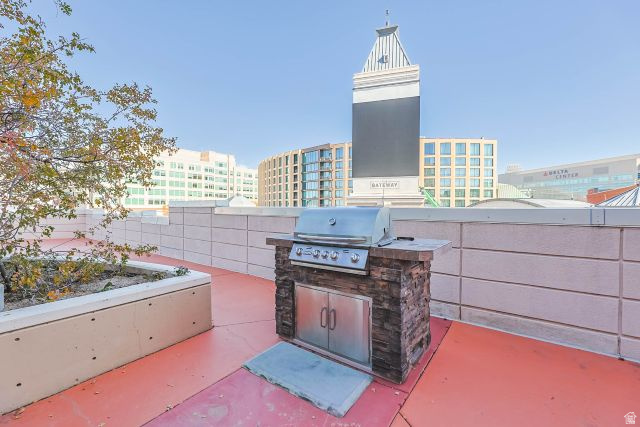 PARC AT GATEWAY - Residential