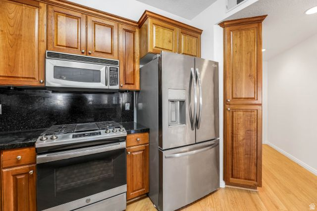 PARC AT GATEWAY - Residential