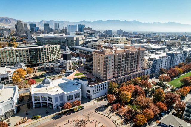 PARC AT GATEWAY - Residential