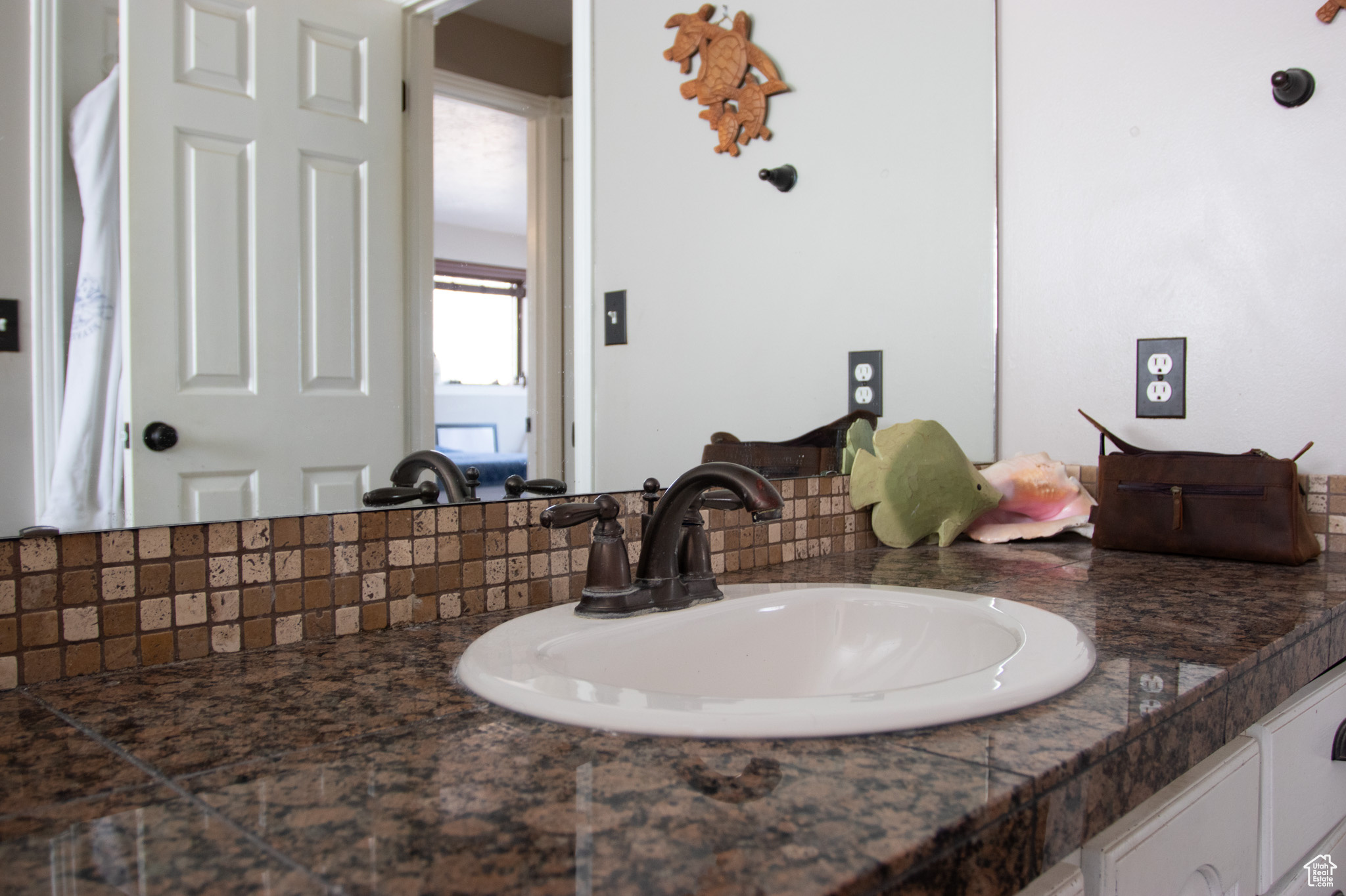 2779 E Summerwood Dr, Layton, Utah image 27