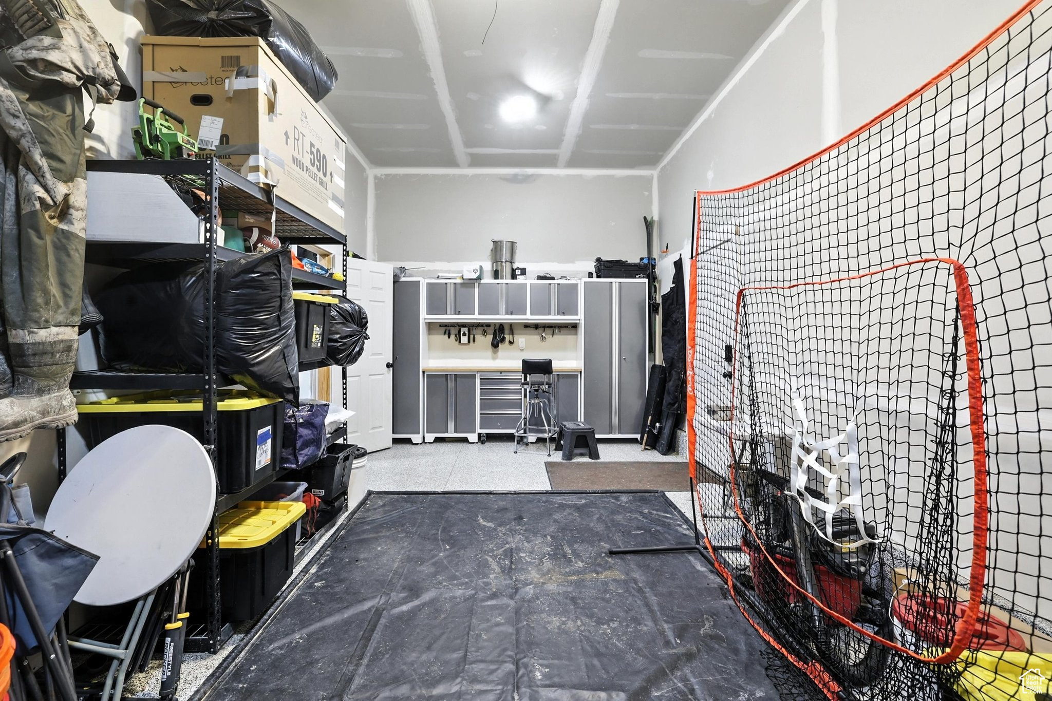 COUNTRY ESTATES SUBDIVISION - Residential