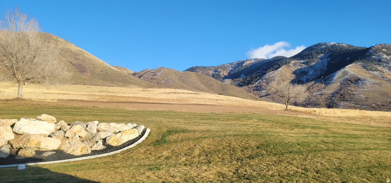 COUNTRY ESTATES SUBDIVISION - Residential